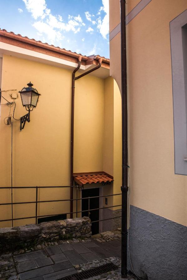 Ca' Melia Apartment Castiglione Chiavarese Bagian luar foto